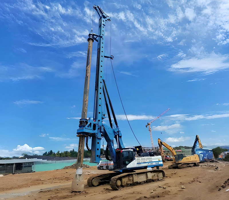 Sinovo Rotary drilling rig in Africa 1