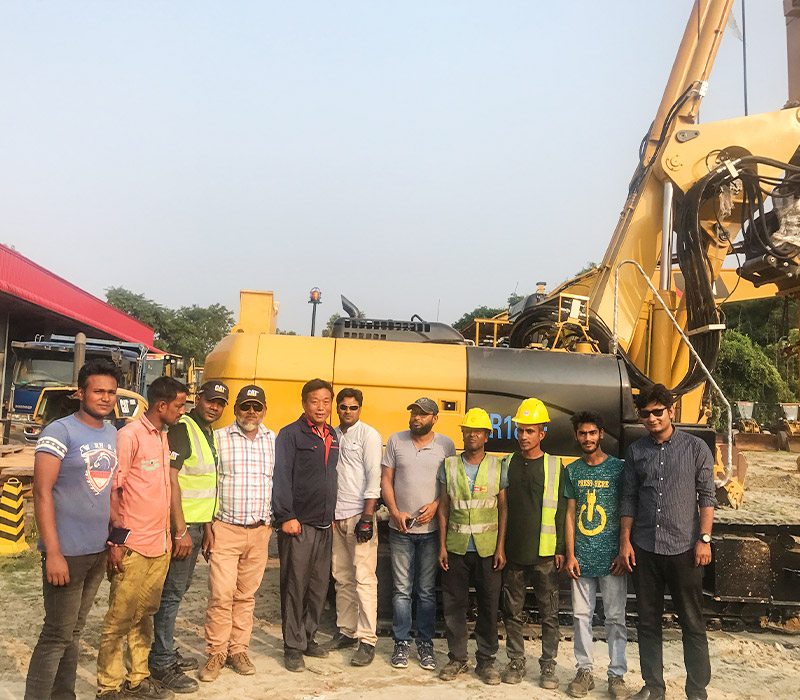 TR180F-rotary-drilling-rig-in-Bangladesh